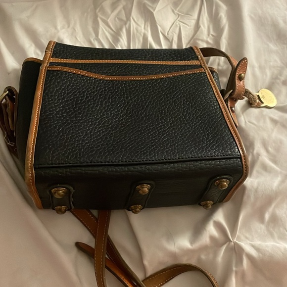 Dooney & Bourke navy and brown leather purse - Picture 8 of 8